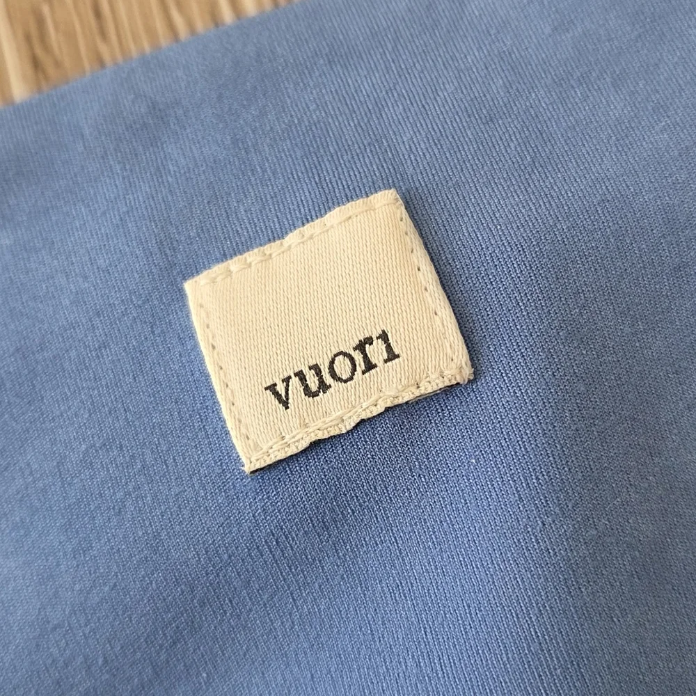 Vuori Washed Studio Legging NWT Athletic Athleisure Yoga Cerulean Blue Active - Picture 12 of 14